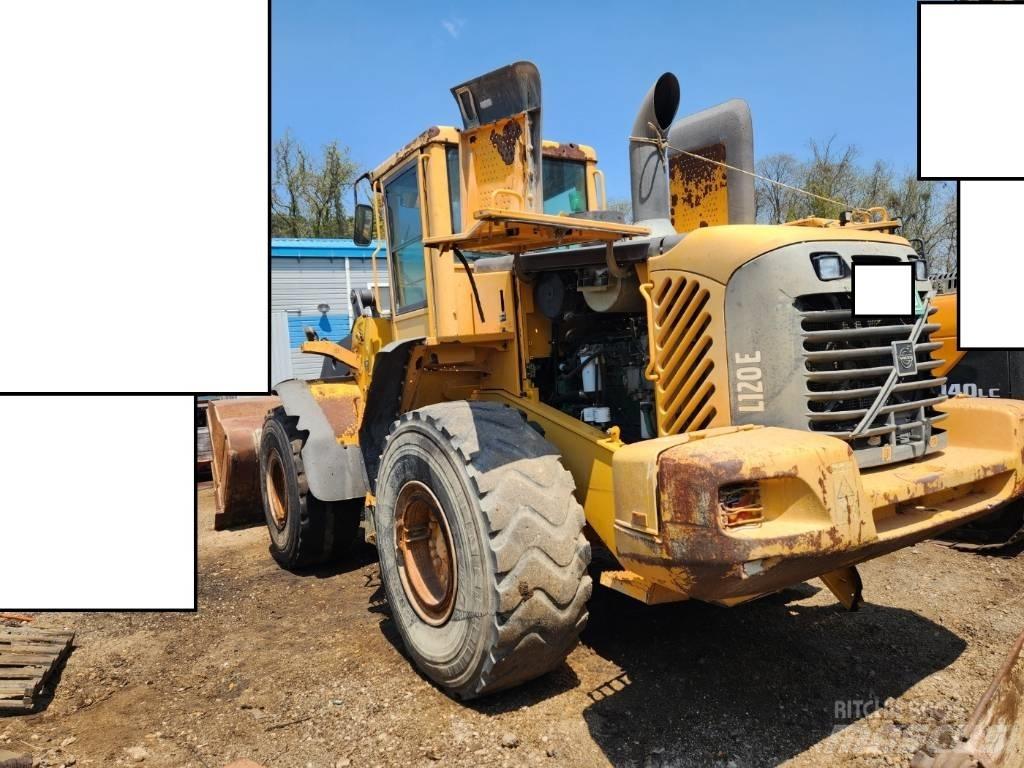 Volvo L 120 E لوادر بعجل