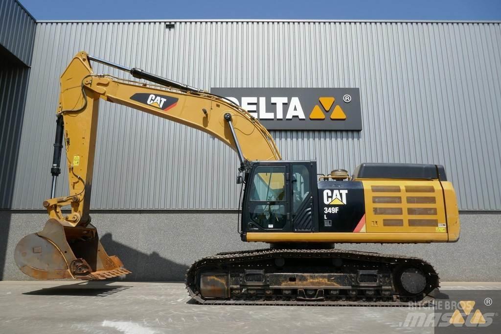 CAT 349FL حفارات زحافة