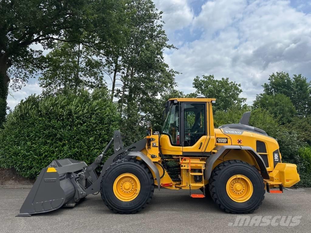 Volvo L 90 H2 لوادر بعجل