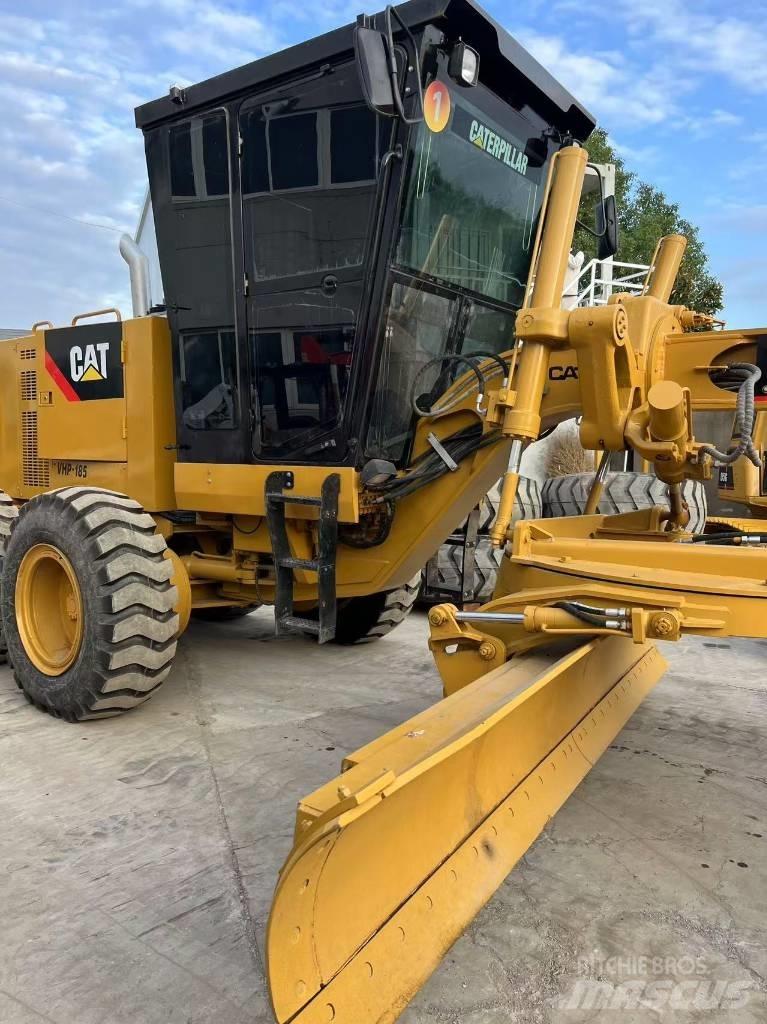 CAT 140 G معدات تمهيد الطرق
