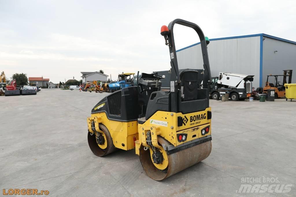 Bomag BW 120 AD-5 مداحل ثنائية الاسطوانة