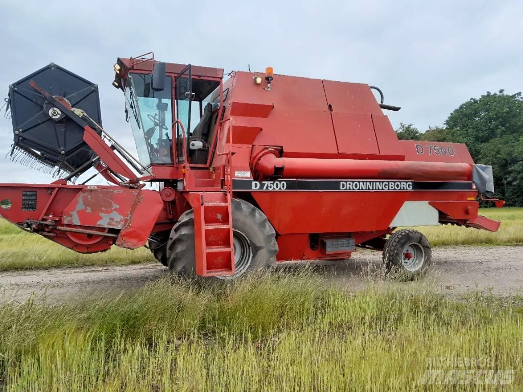 Dronningborg D 7500 حصادات