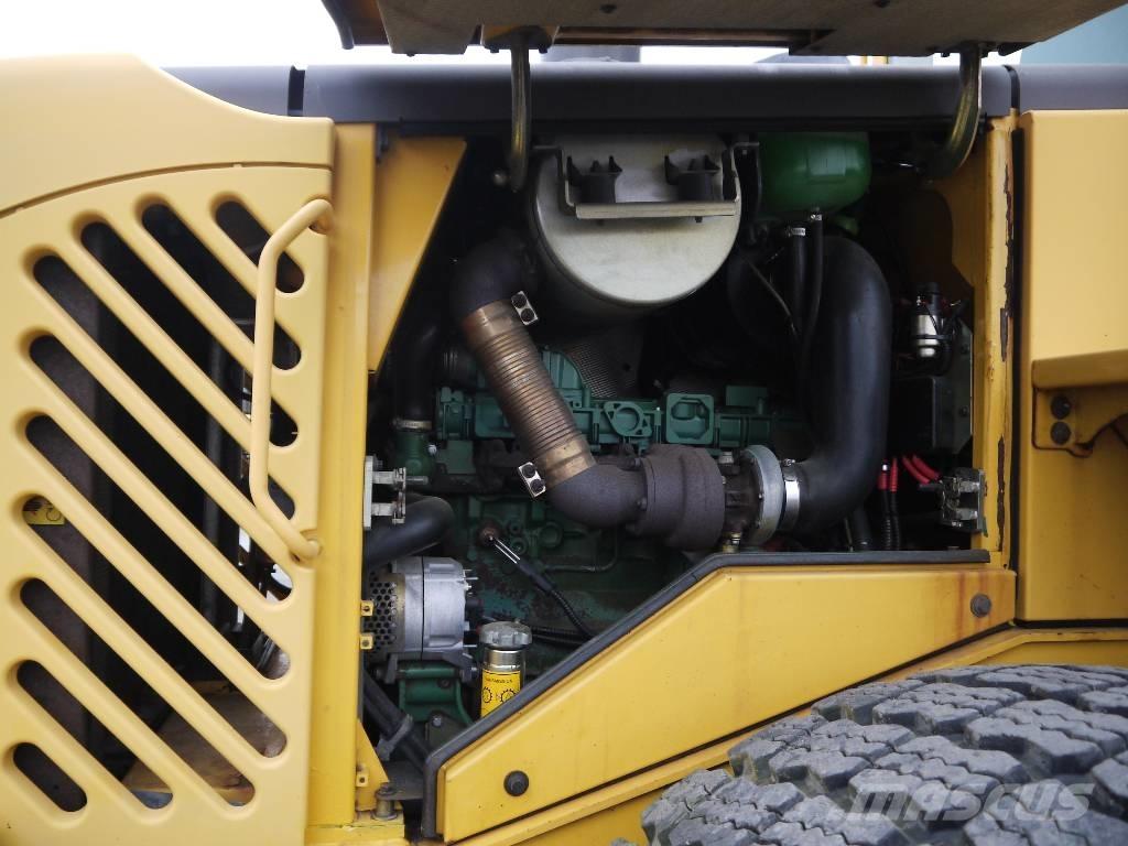 Volvo L 60 E لوادر بعجل