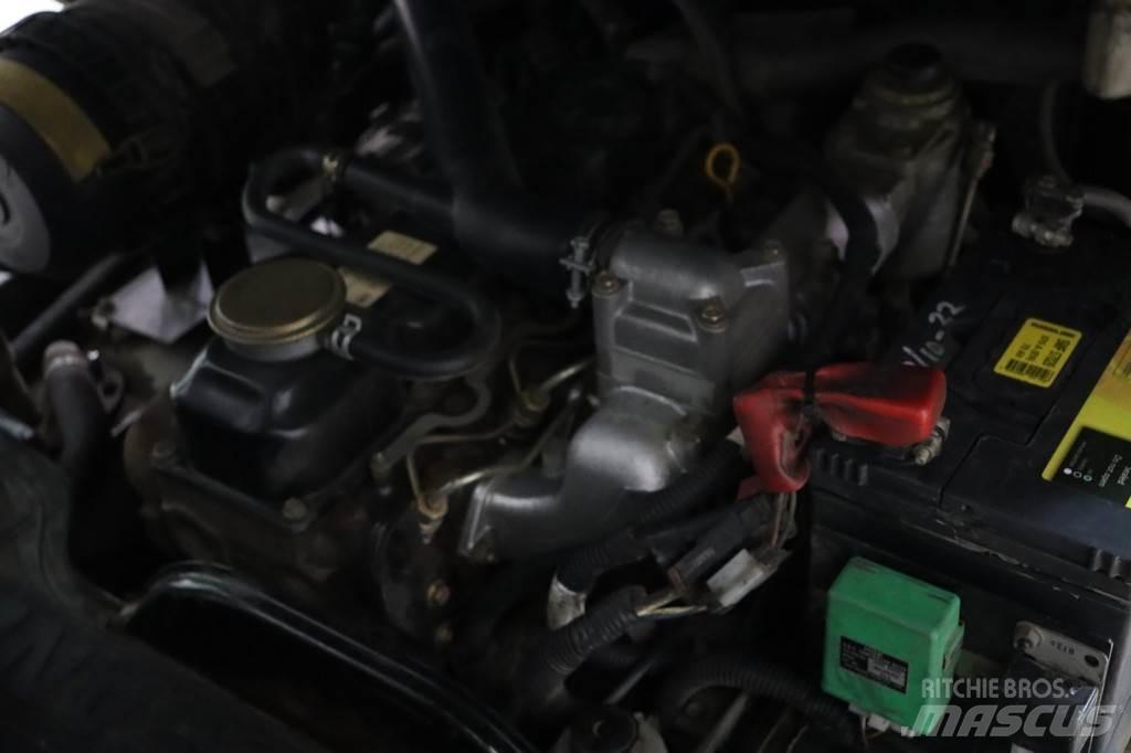 Nissan FGD02A30Q شاحنات الديزل