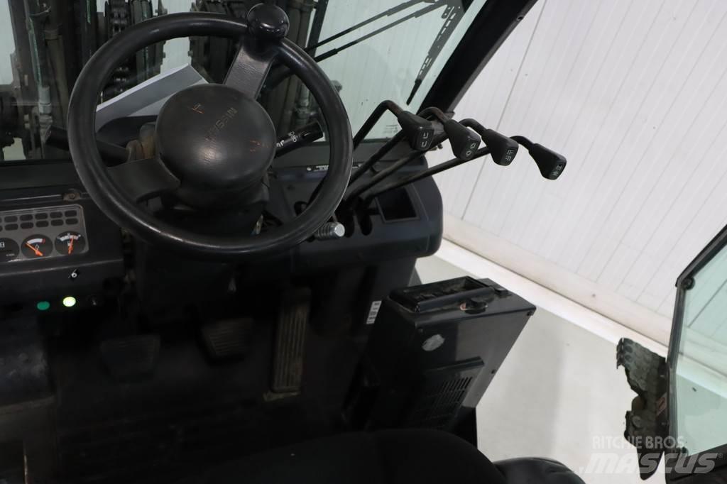 Nissan FGD02A30Q شاحنات الديزل