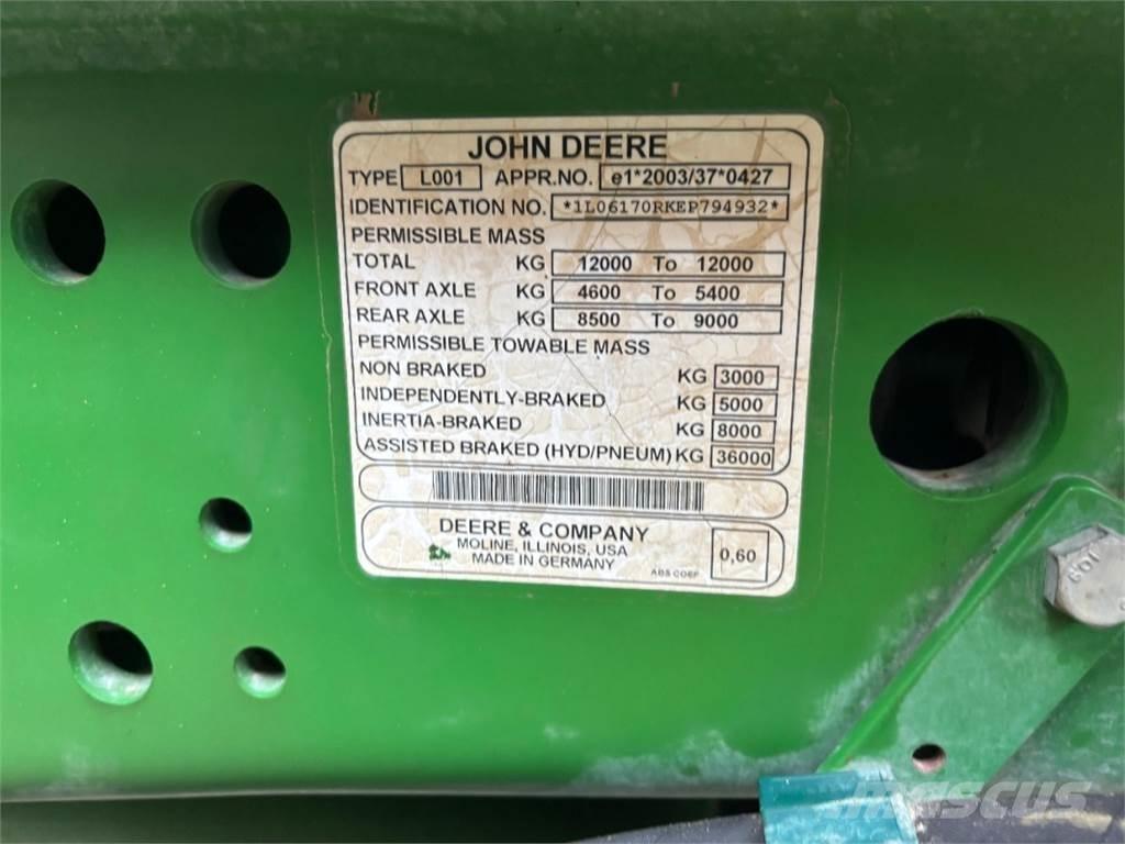 John Deere 6170R الجرارات