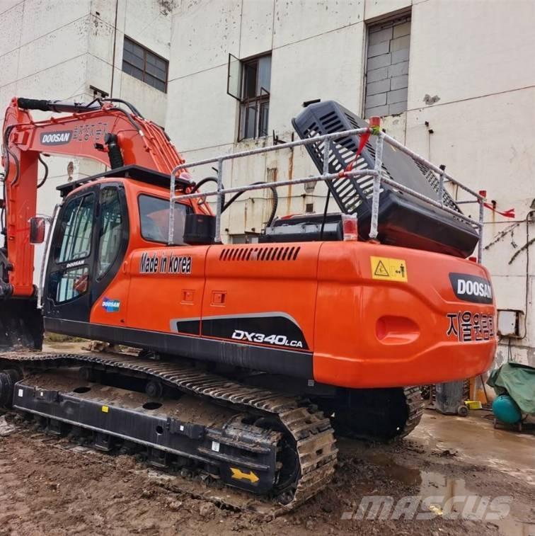 Doosan DX 340 LC حفارات زحافة