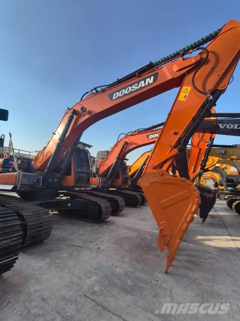 Doosan dx300 حفارات زحافة