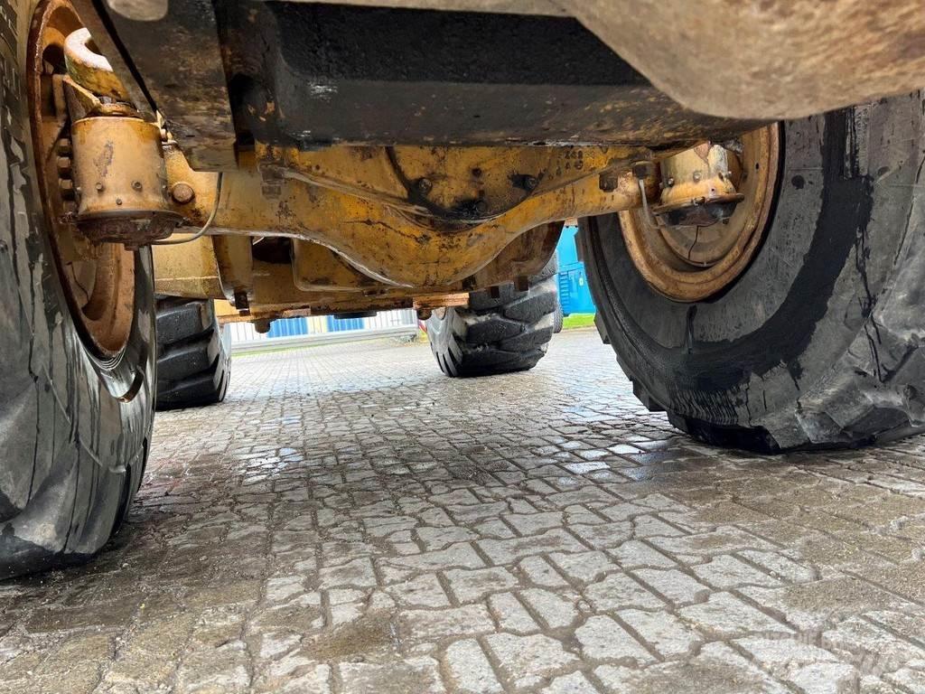 CAT 980B NVT لوادر بعجل
