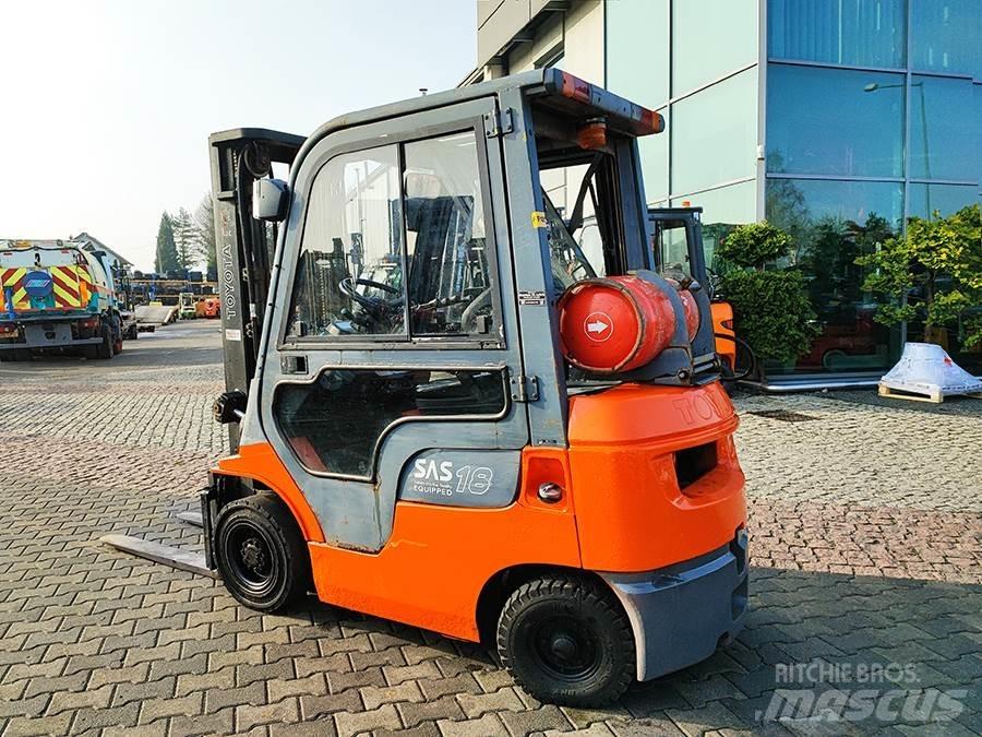Toyota 42-7FGF18 شاحنات LPG