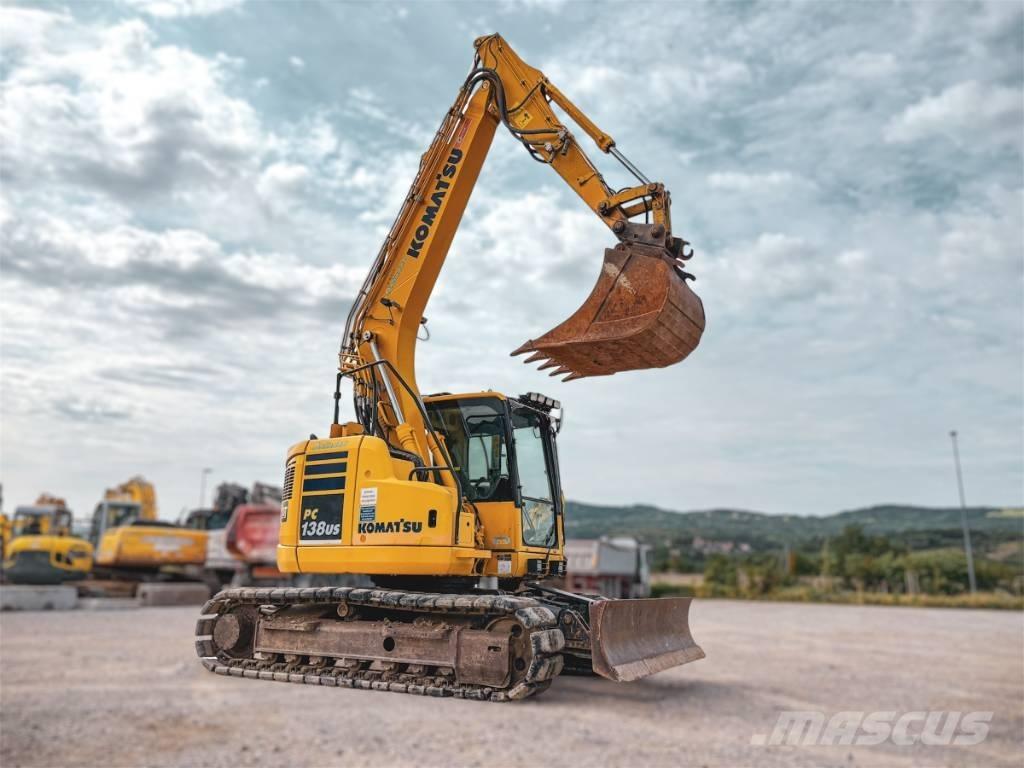 Komatsu PC 138 US حفارات زحافة
