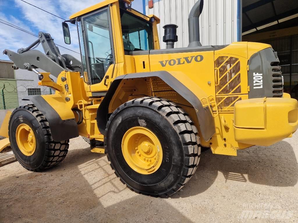 Volvo L 120 F لوادر بعجل