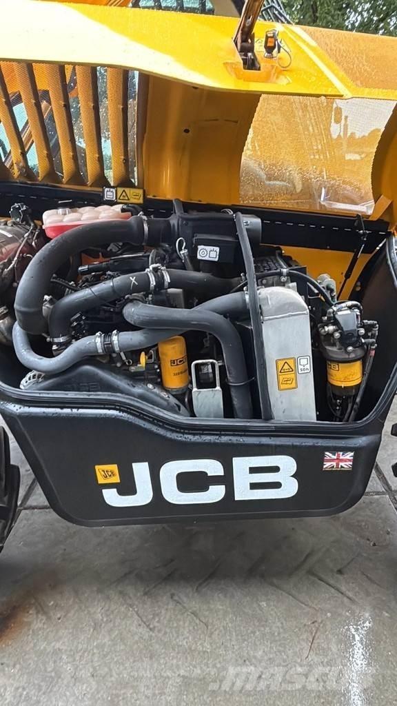 JCB 531-70 مناولات متداخلة