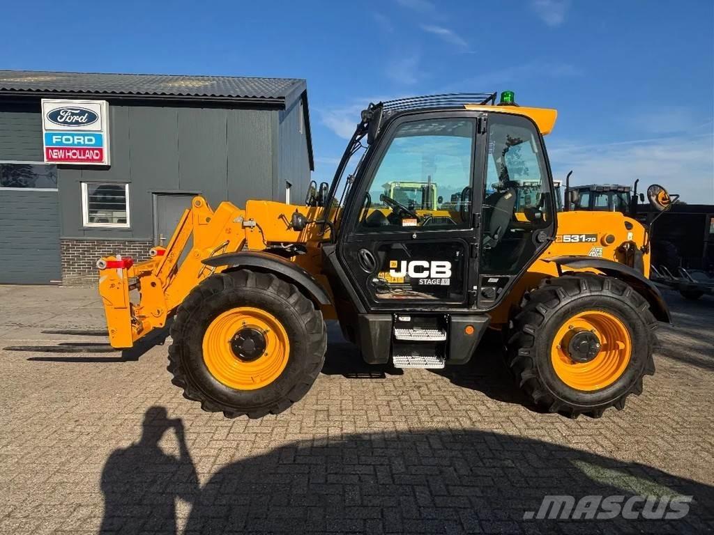 JCB 531-70 مناولات متداخلة