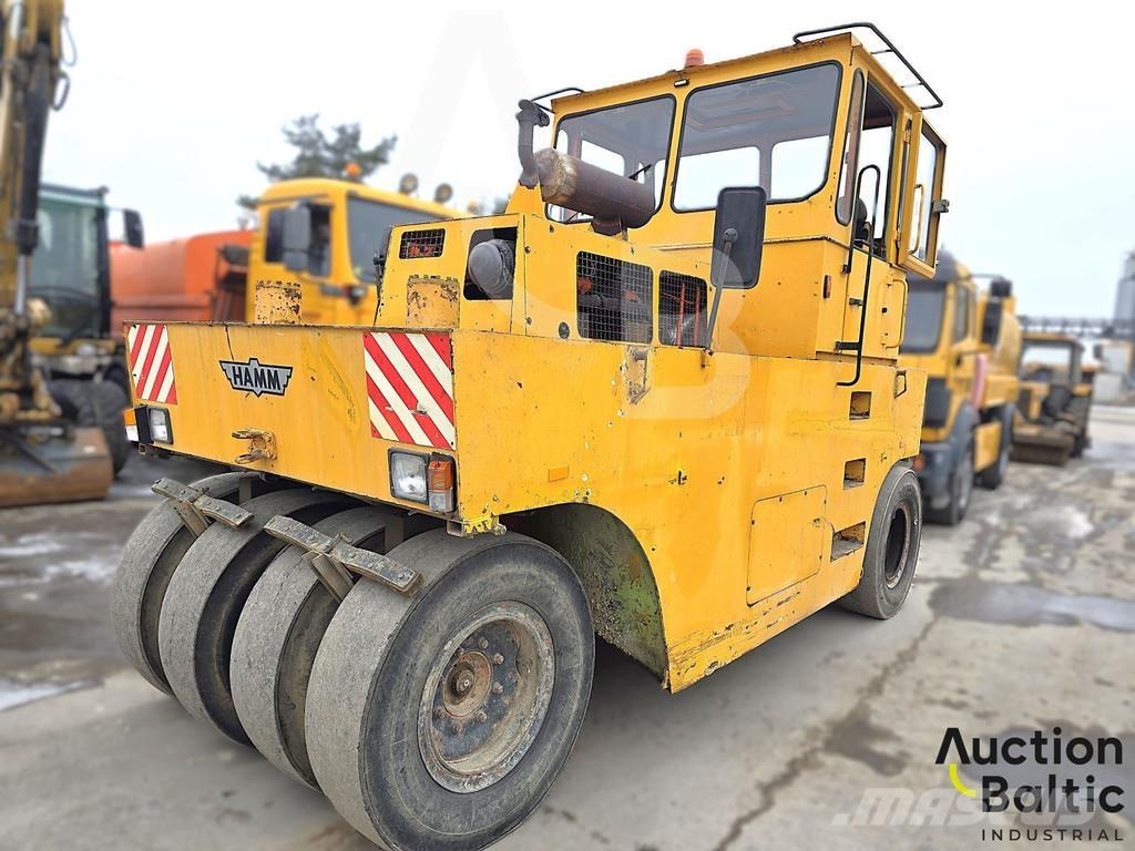 Hamm GRW 18 مداحل ذات إطارات هوائية