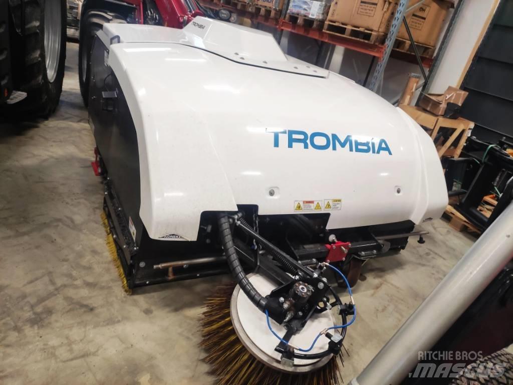 Snowek Trombia 220 ماكينات الطرق والجليد الأخرى