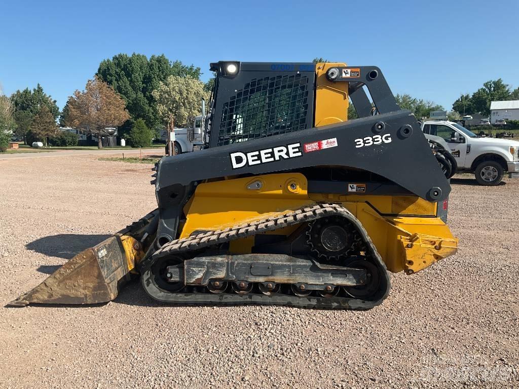 John Deere 333G لوادر انزلاقية التوجيه