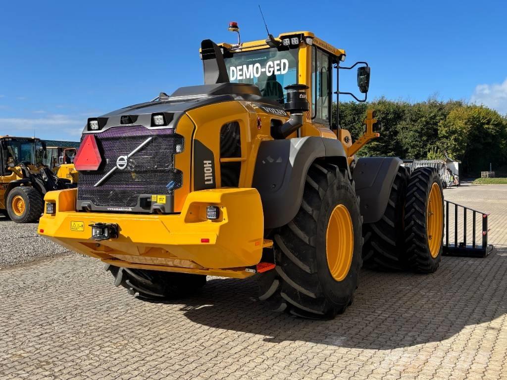 Volvo L 110 H لوادر بعجل