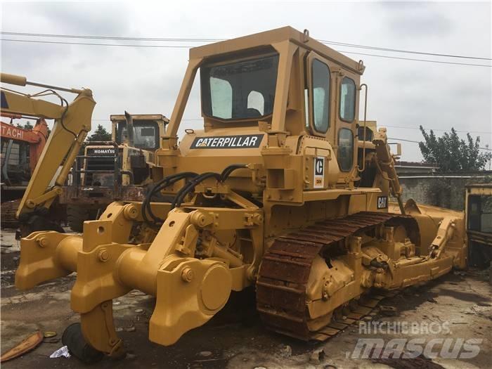 CAT D 8 H بلدوزرات مجنزرة