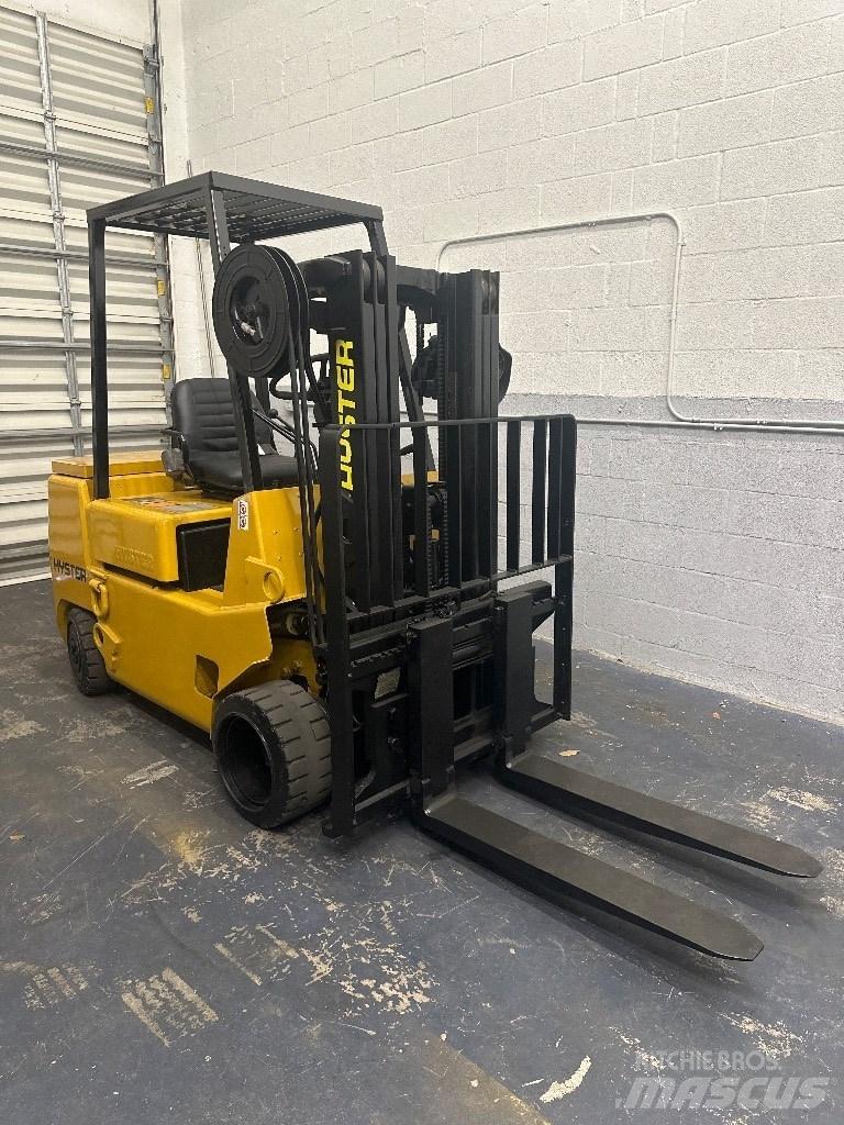 Hyster S 60 XL MIL شاحنات ذات رافعات شوكية - أخرى