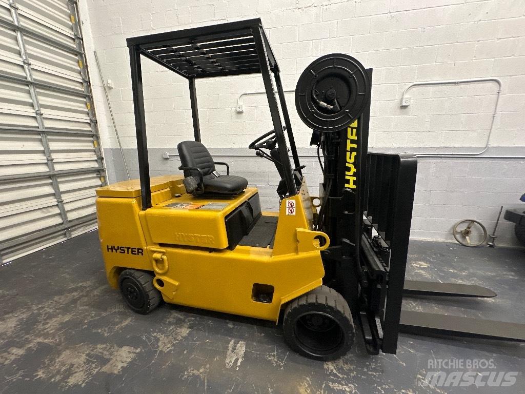 Hyster S 60 XL MIL شاحنات ذات رافعات شوكية - أخرى