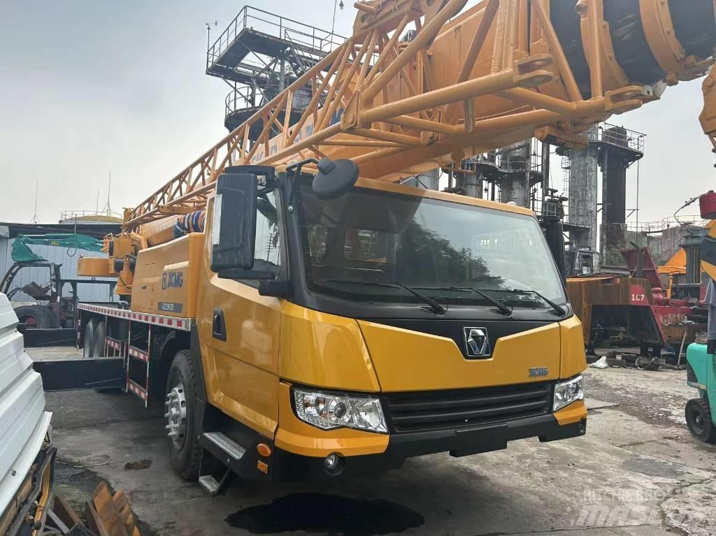 XCMG QY 25 K5D رافعات صالحة لكل أنواع الطرق