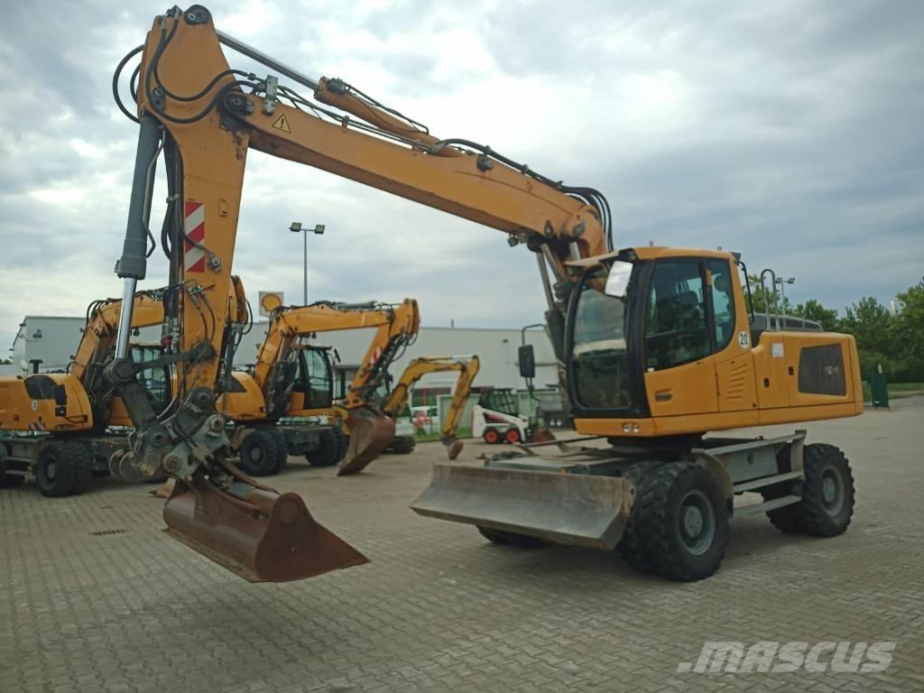 Liebherr A 924 حفارات بعجل