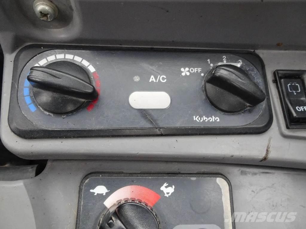 Kubota U55-4 حفارات صغيرة أقل من 7 طن (حفارات صغيرة)