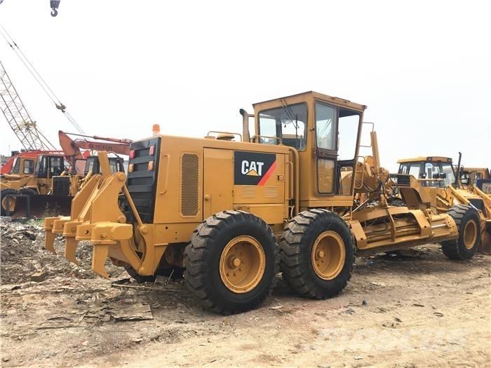CAT 140 H معدات تمهيد الطرق