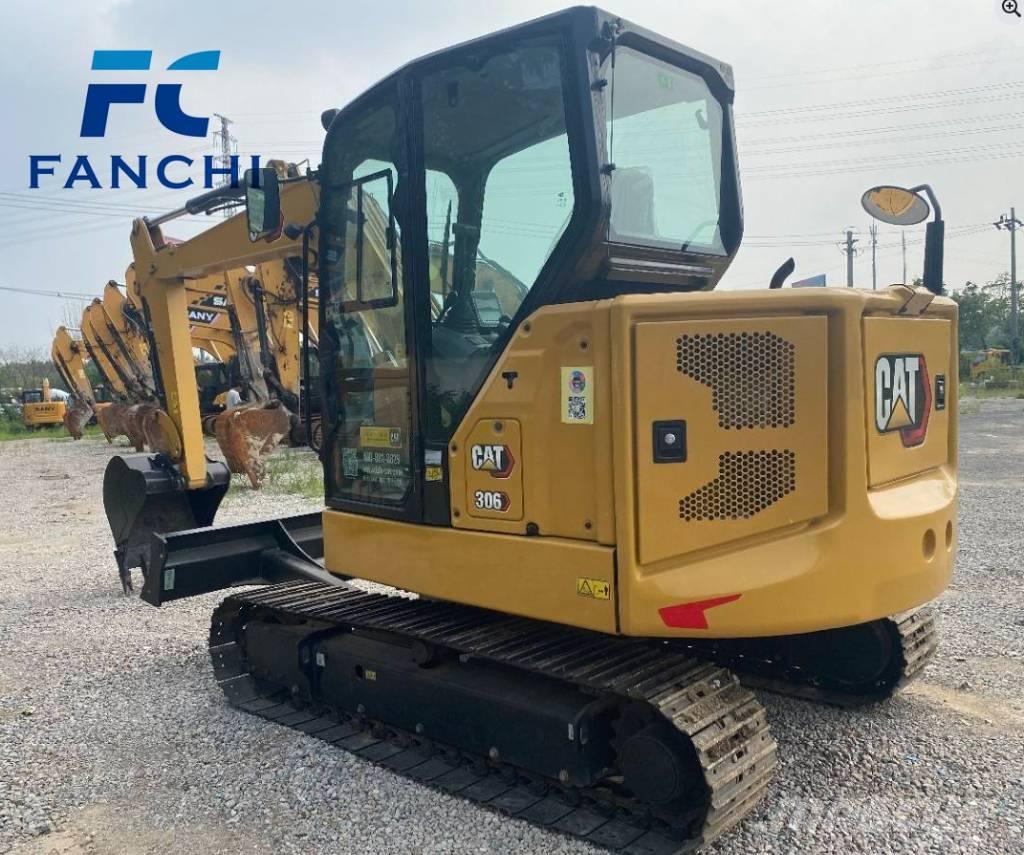 CAT 306 حفارات زحافة