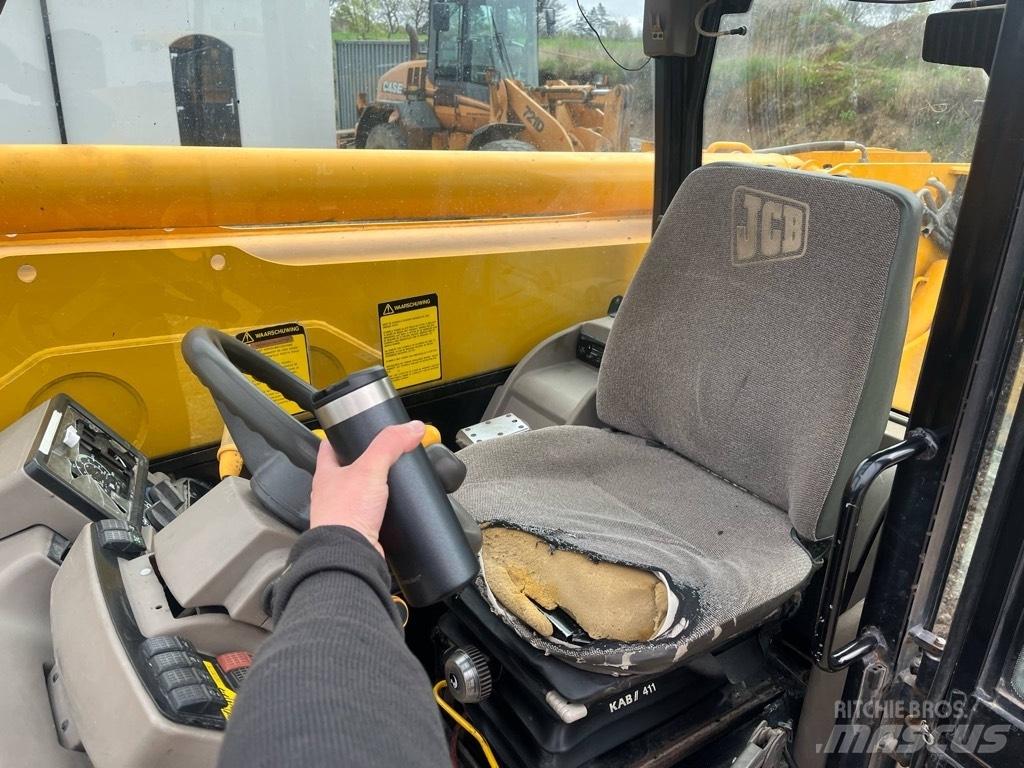 JCB 532-120 مناولات متداخلة