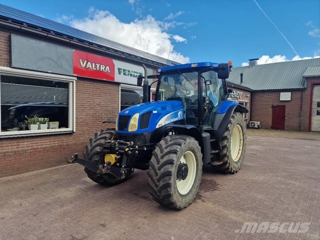 New Holland TS 135 A الجرارات