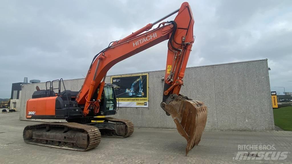 Hitachi ZX 300 LC-6 حفارات زحافة