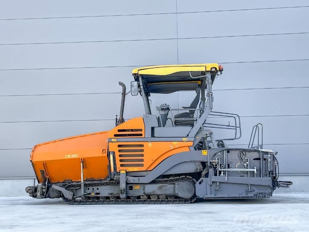 Vögele SUPER 1900-2 معدات السفلتة