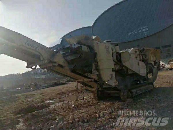 Terex FINLAY683 أجهزة فحص متنقلة