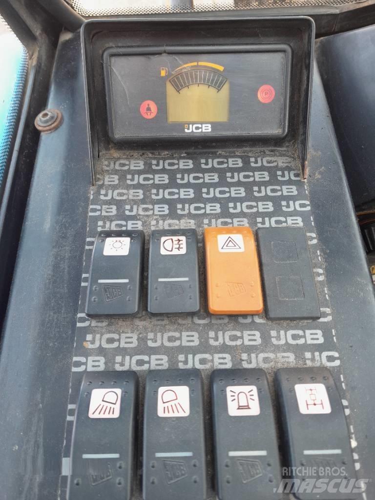 JCB 930-4/55 شاحنات الطرق الوعرة