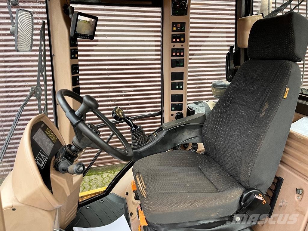 Hydrema 912DS عربات نقل قلابة للمواقع