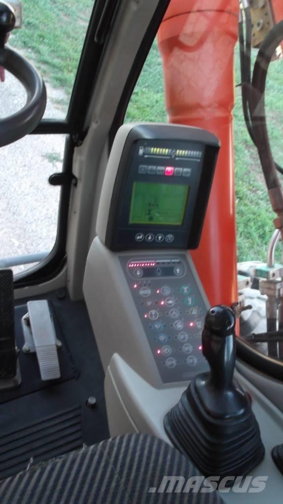 Liebherr A 900 C حفارات بعجل