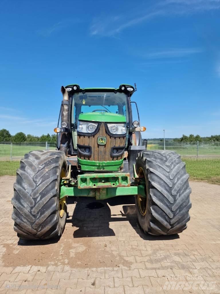 John Deere 6140 R الجرارات