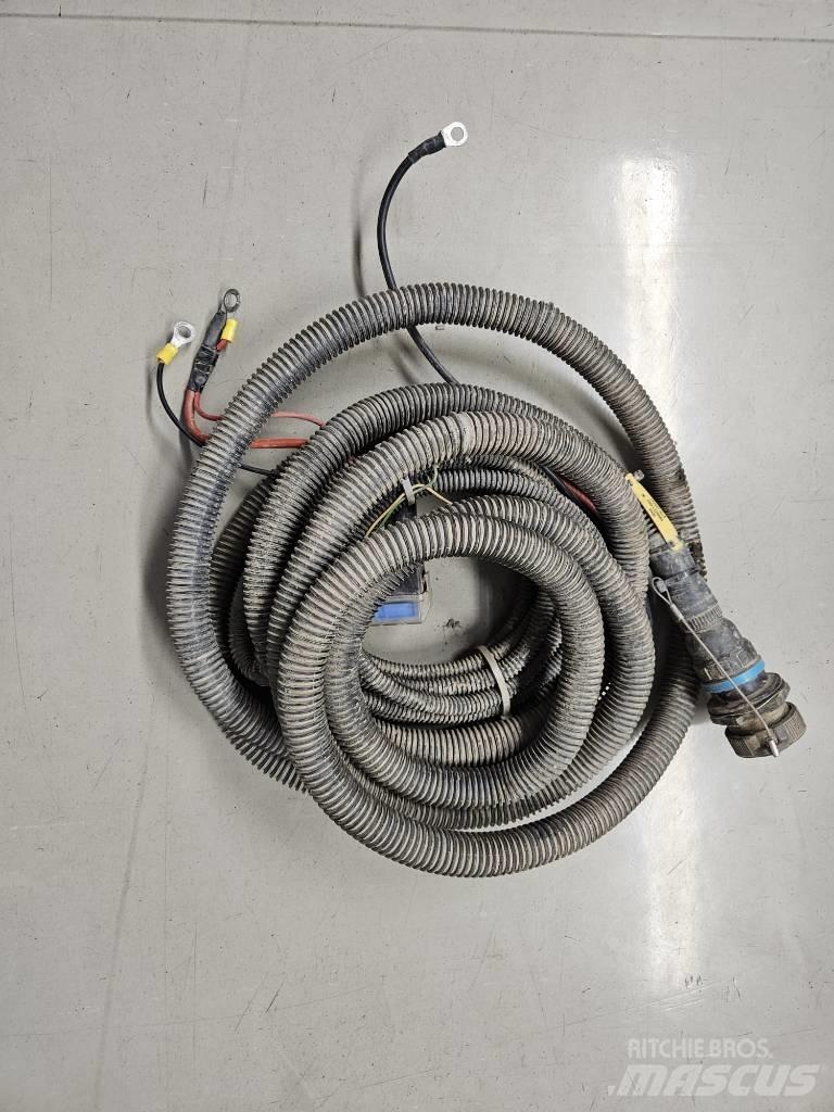 Väderstad Rapid 300 مثاقيب مدمجة