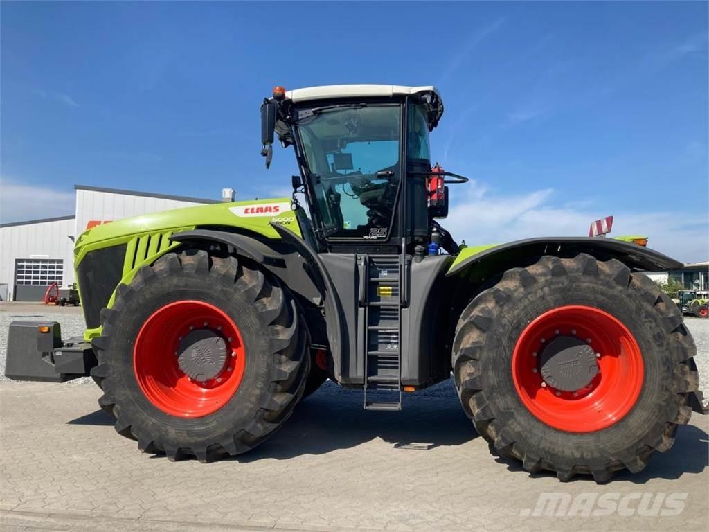 CLAAS XERION 5000 الجرارات