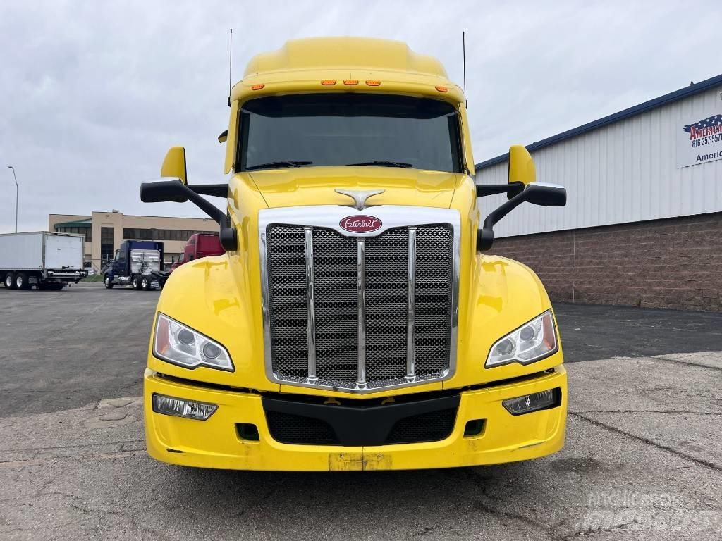 Peterbilt 579 وحدات الجر
