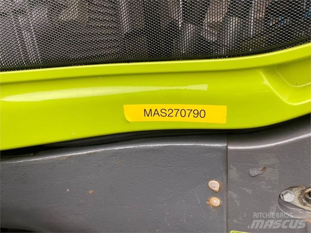 CLAAS Axion 810 الجرارات