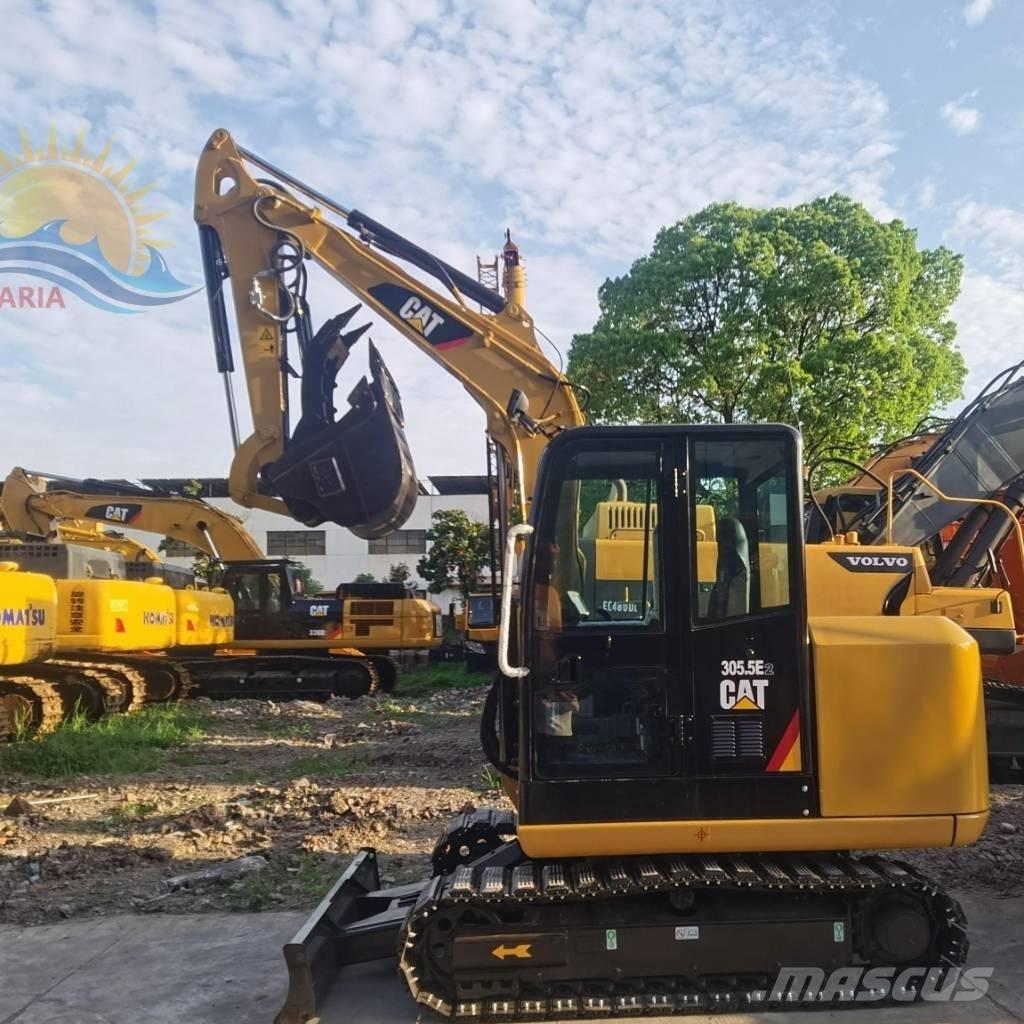 CAT 305.5E2 حفارات زحافة