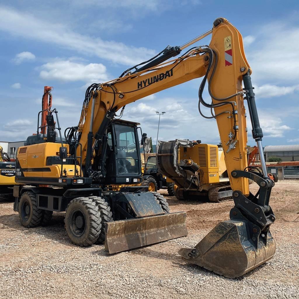 Hyundai HW140 حفارات بعجل