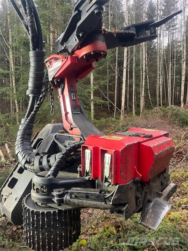 Komatsu S92 رؤوس حصادات