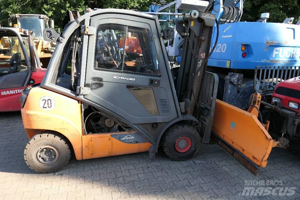 Linde H 25 D-02 شاحنات الديزل