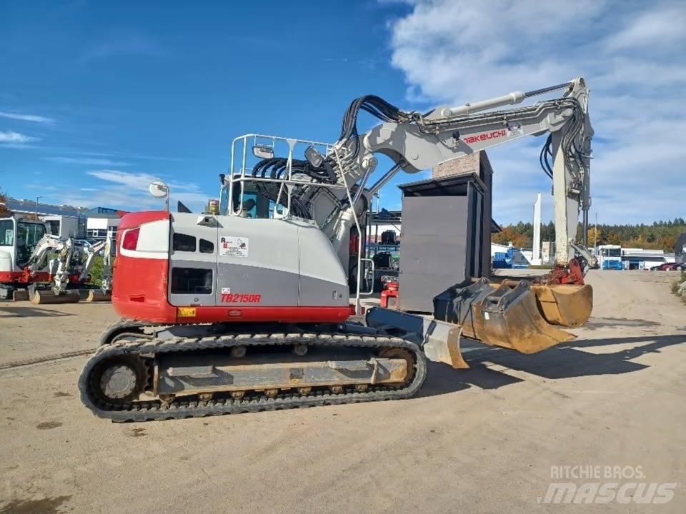 Takeuchi TB 2150 R حفارات زحافة