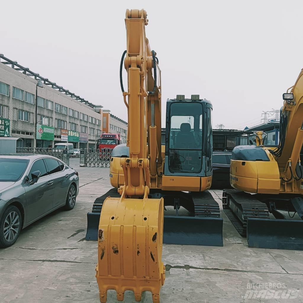 Komatsu PC 78 US حفارات زحافة