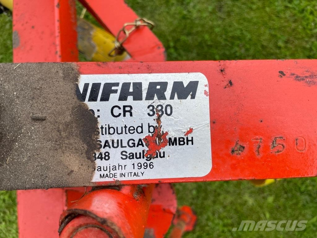 Unifarm CR 330 مكابس وميبسات التبن